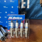 KIT CABLES Y BUJIAS ONIX PRISMA ORIGINAL DELPHI - Imagen 4