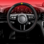 CUBREVOLANTE 38CM NEGRO COSTURA ROJA GRIP SUPERIOR - Imagen 2